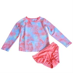 Two-piece rashguard swimsuit 4T